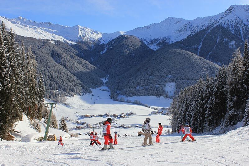 Skiing with the children in Val Casies and surroundings
