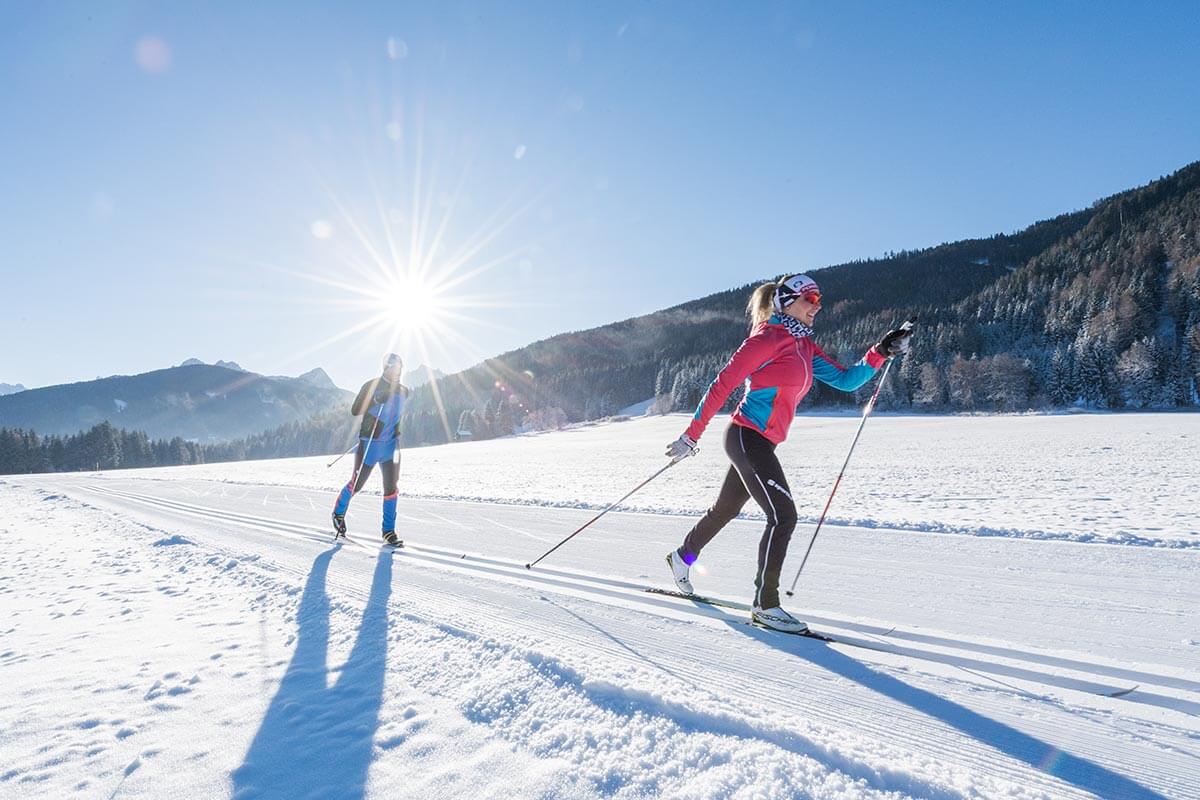 Aktiv für Erwachsene - Wanderung in den Bergen zu zweit